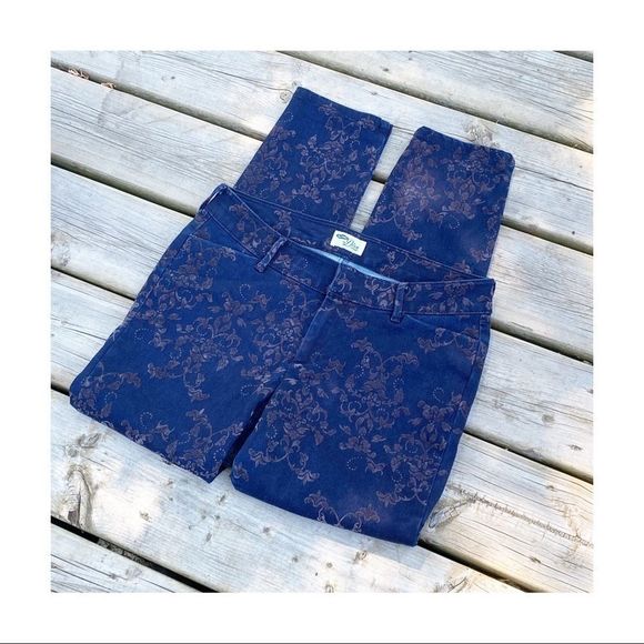 Old Navy THE DIVA Cropped Low Rise Pant Flocked Sz 8 - Picture 1 of 13